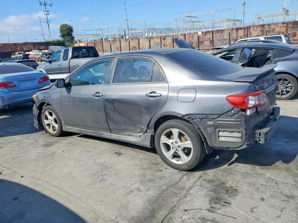 2013 TOYOTA COROLLA