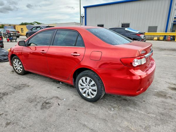 2013 TOYOTA COROLLA