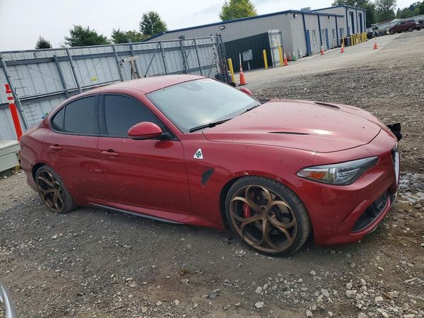 2017 ALFA ROMEO GIULIA