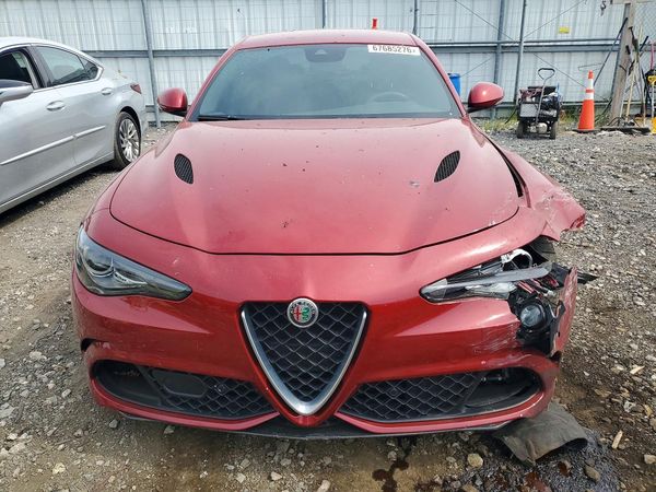 2017 ALFA ROMEO GIULIA