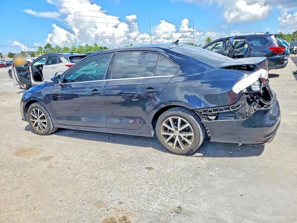 2018 VOLKSWAGEN JETTA