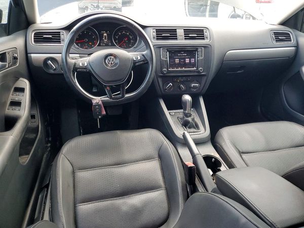 2018 VOLKSWAGEN JETTA