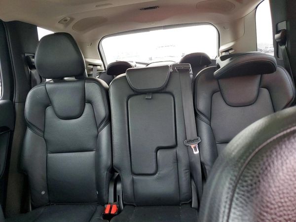 2016 VOLVO XC90 SV42 Momentum