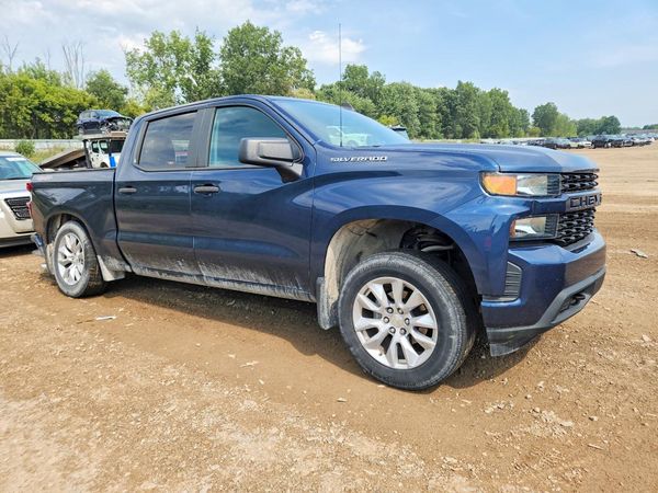 2020 CHEVROLET SILVERADO Custom — Passenger 3/4