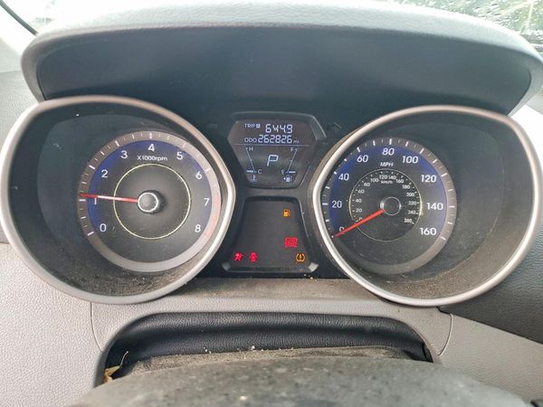 2012 HYUNDAI ELANTRA GLS(Middle grade)