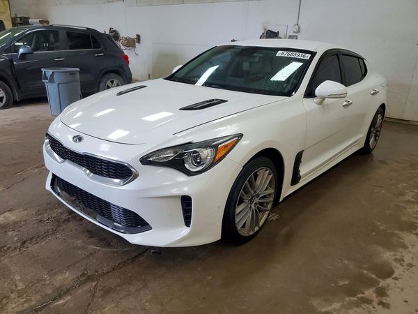 2018 KIA STINGER
