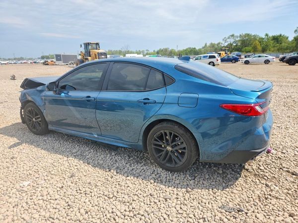 2026 TOYOTA CAMRY