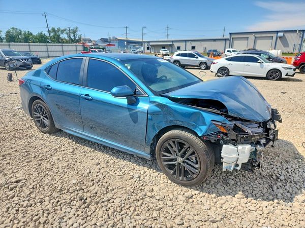2026 TOYOTA CAMRY