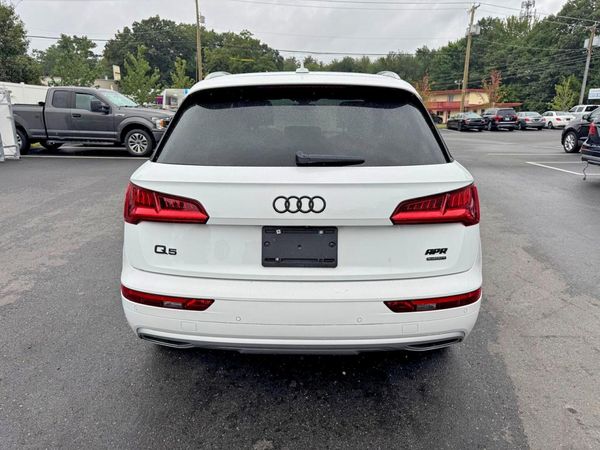 2019 AUDI Q5 quattro Premium Plus
