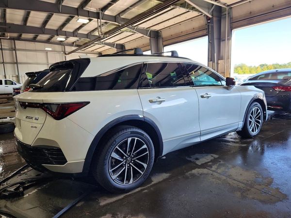 2024 ACURA ZDX