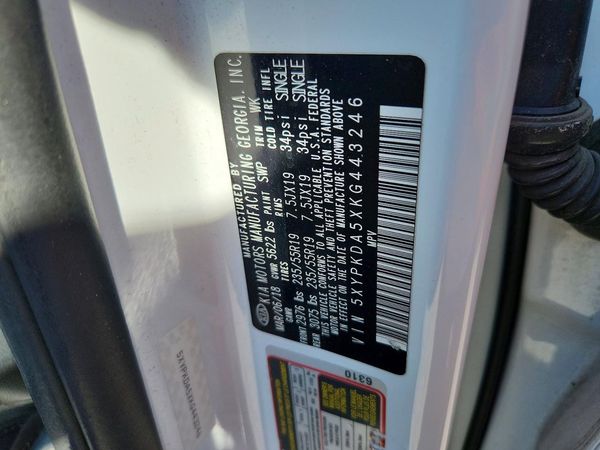 2019 KIA SORENTO