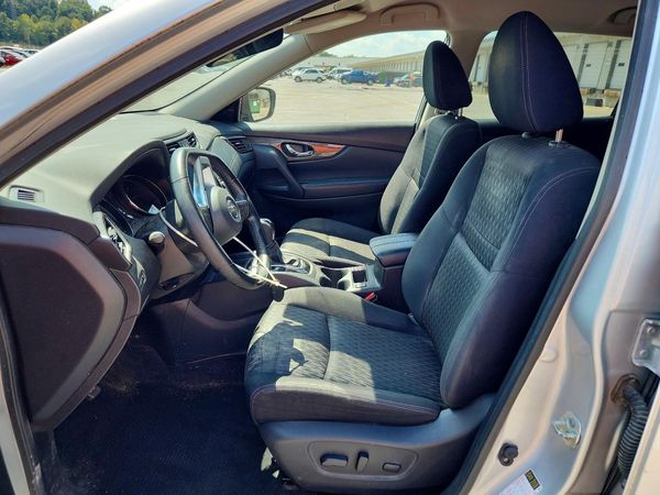2019 NISSAN ROGUE — DENT