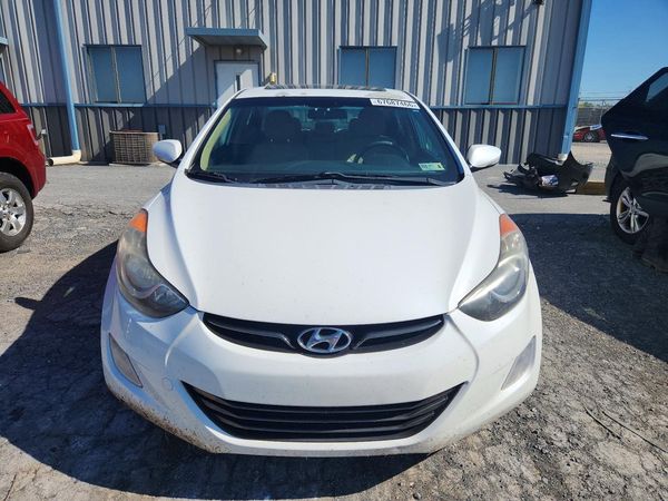2013 HYUNDAI ELANTRA