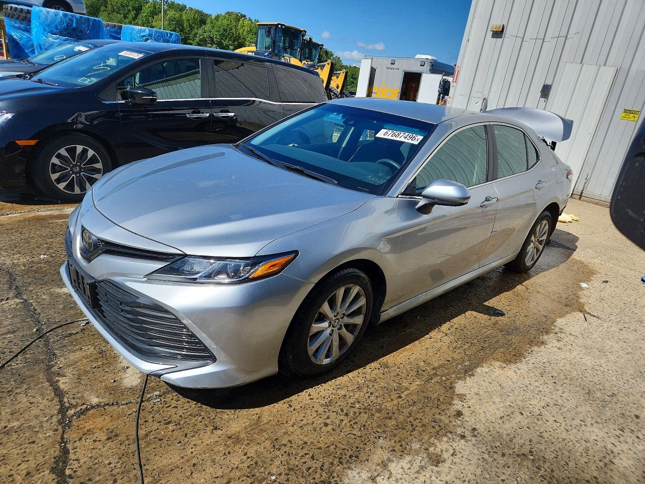 2018 TOYOTA CAMRY L/LE/SE/XLE — Front 3/4