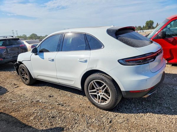 2019 PORSCHE MACAN