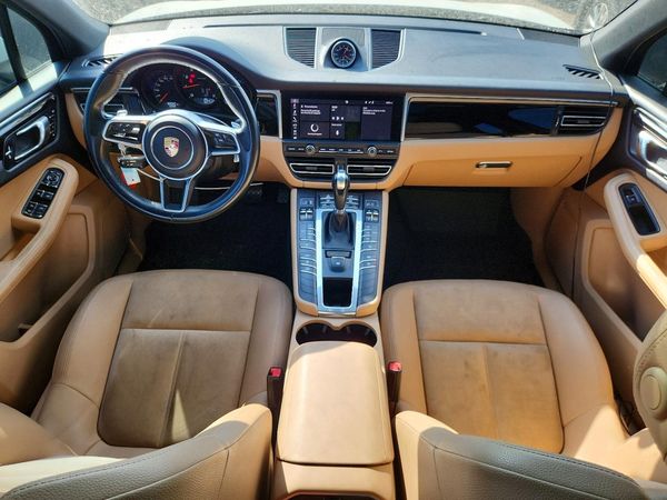 2019 PORSCHE MACAN