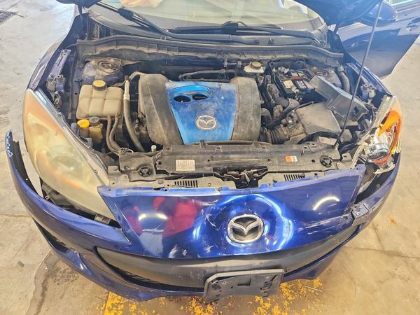 2013 MAZDA 3