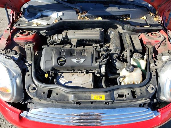 2012 MINI COOPER — Engine bay