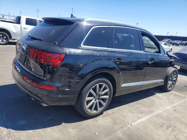 2017 AUDI Q7