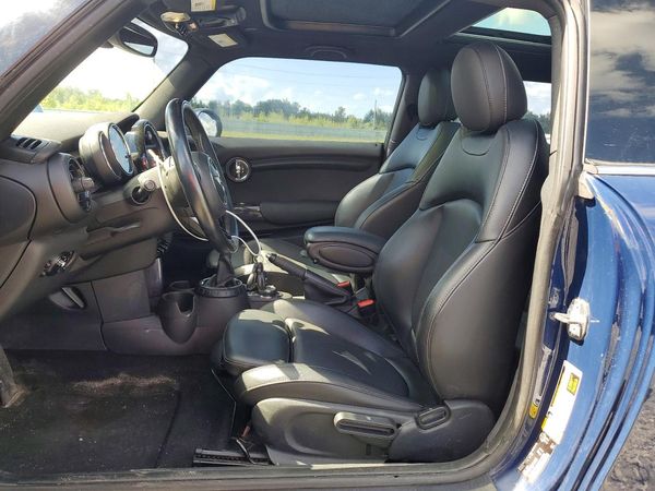 2016 MINI COOPER