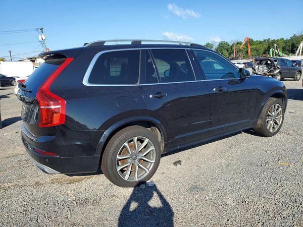 2019 VOLVO XC90