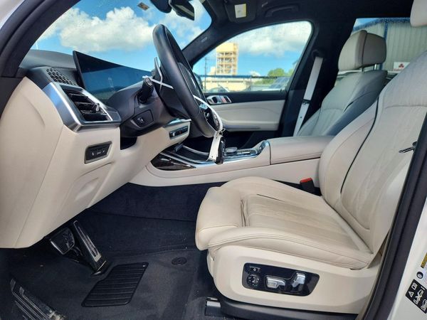 2026 BMW X7