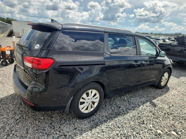 2016 KIA SEDONA LX - Middle-low