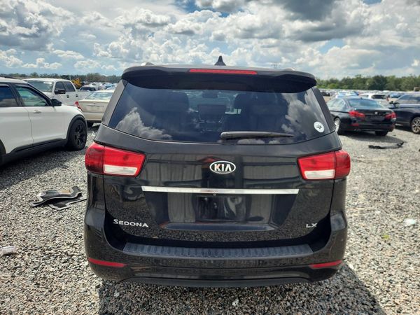 2016 KIA SEDONA LX - Middle-low
