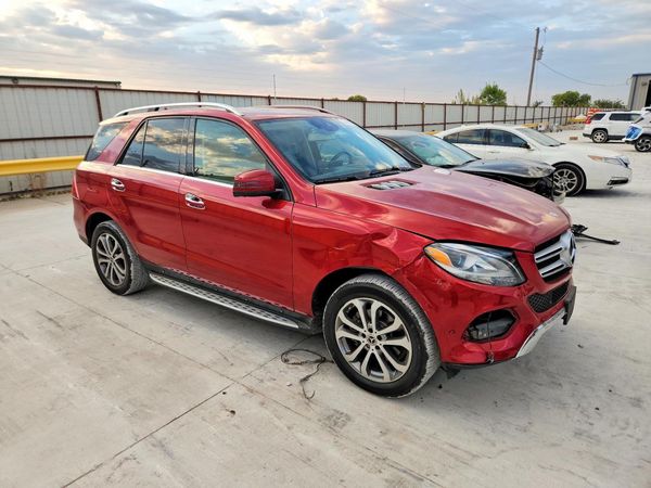 2016 MERCEDES-BENZ GLE GLE350 — Passenger 3/4