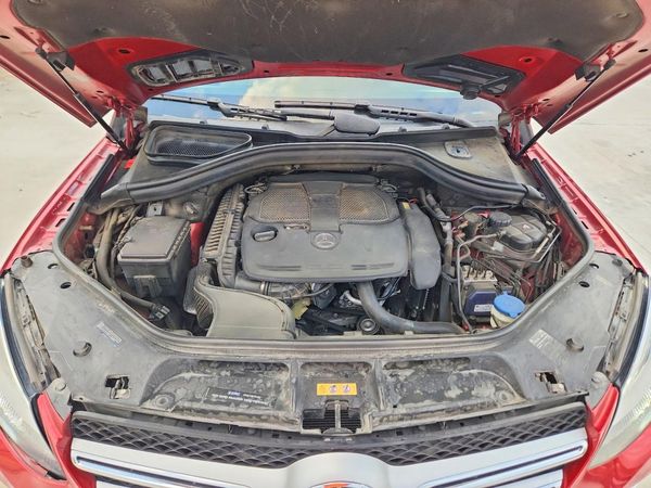2016 MERCEDES-BENZ GLE GLE350 — Engine bay