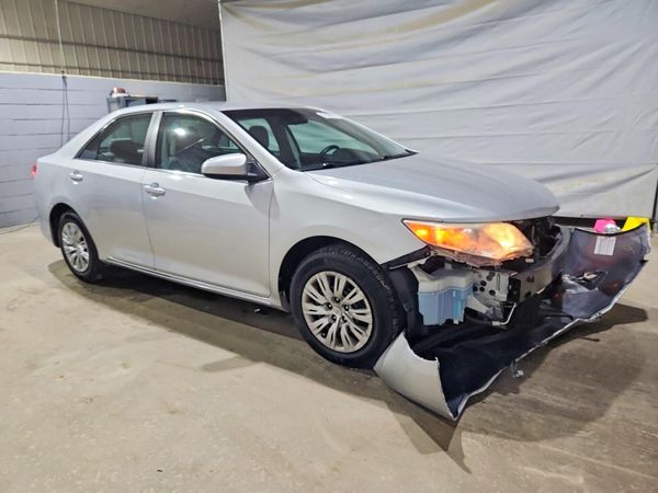 2013 TOYOTA CAMRY