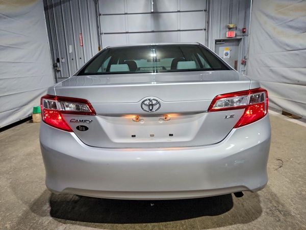 2013 TOYOTA CAMRY
