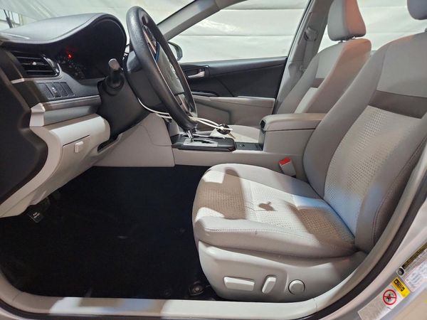 2013 TOYOTA CAMRY