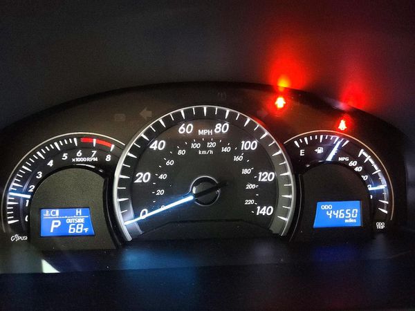2013 TOYOTA CAMRY