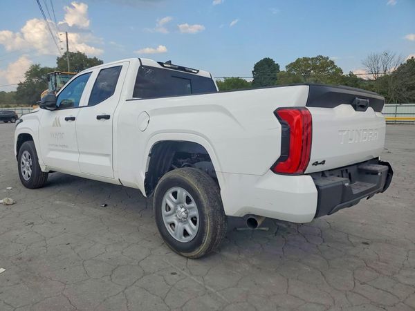 2025 TOYOTA TUNDRA SR