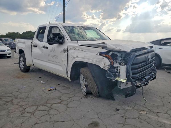 2025 TOYOTA TUNDRA SR