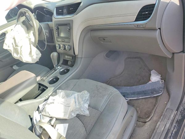 2017 CHEVROLET TRAVERSE LS — CKPT