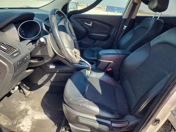 2013 HYUNDAI TUCSON — DENT