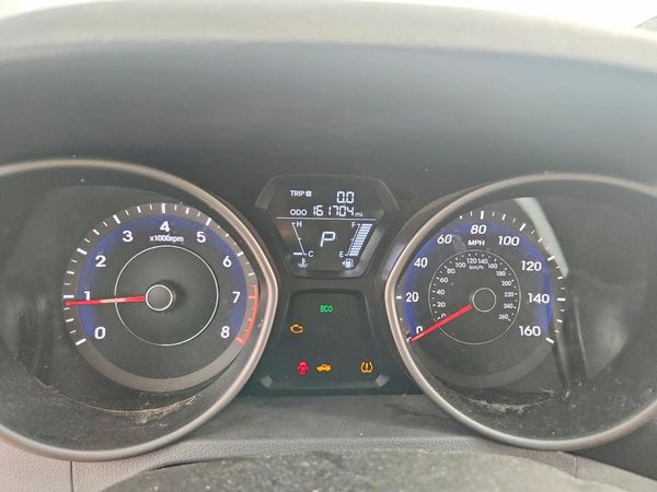 2013 HYUNDAI ELANTRA