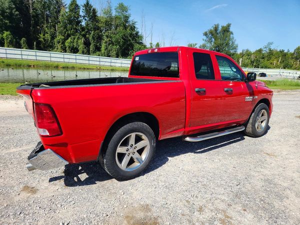 2017 RAM 1500 ST