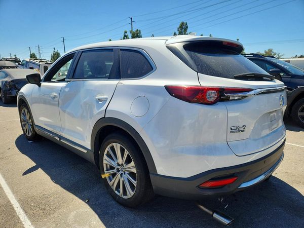 2023 MAZDA CX-9 Signature