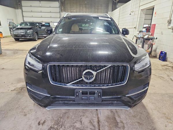 2017 VOLVO XC90 Momentum — DIRF