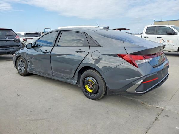 2024 HYUNDAI ELANTRA
