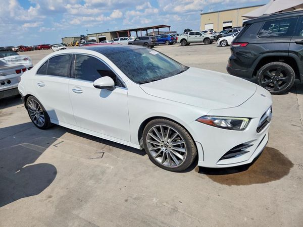 2020 MERCEDES-BENZ A