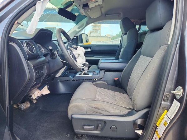 2015 TOYOTA TUNDRA SR5 Grade — DENT