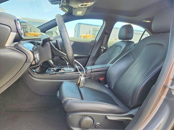 2022 MERCEDES-BENZ A A220