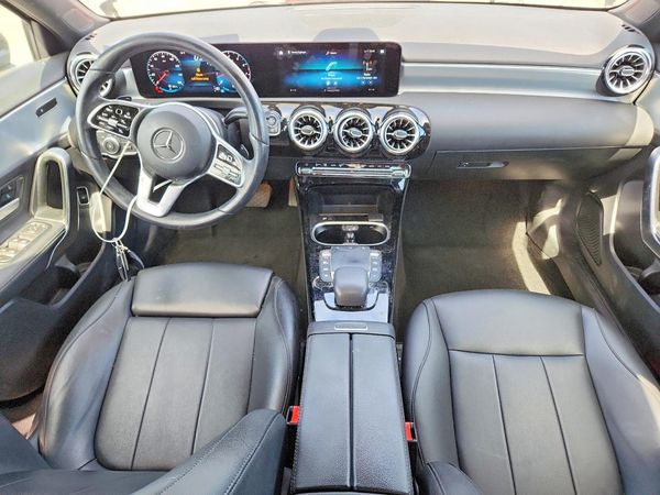 2022 MERCEDES-BENZ A A220