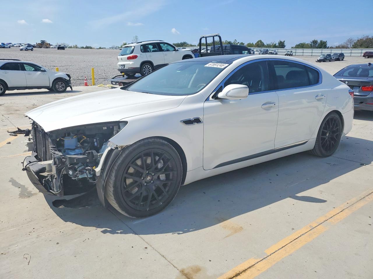 2017 KIA K900 V8 Luxury