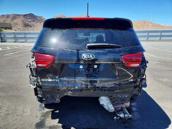 2020 KIA SORENTO