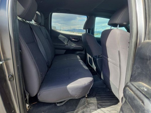 2017 TOYOTA TACOMA